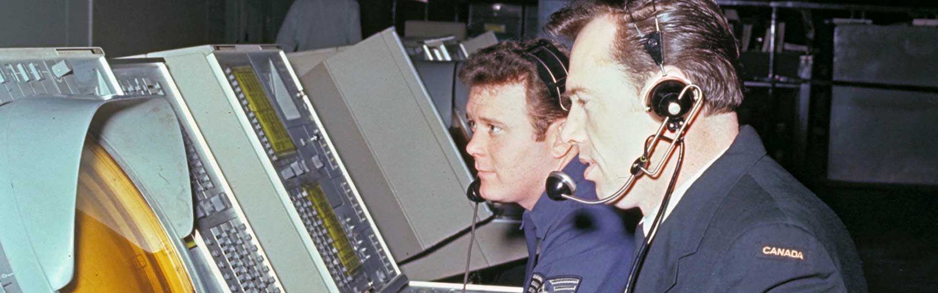 Cold War FSQ7 computers banner