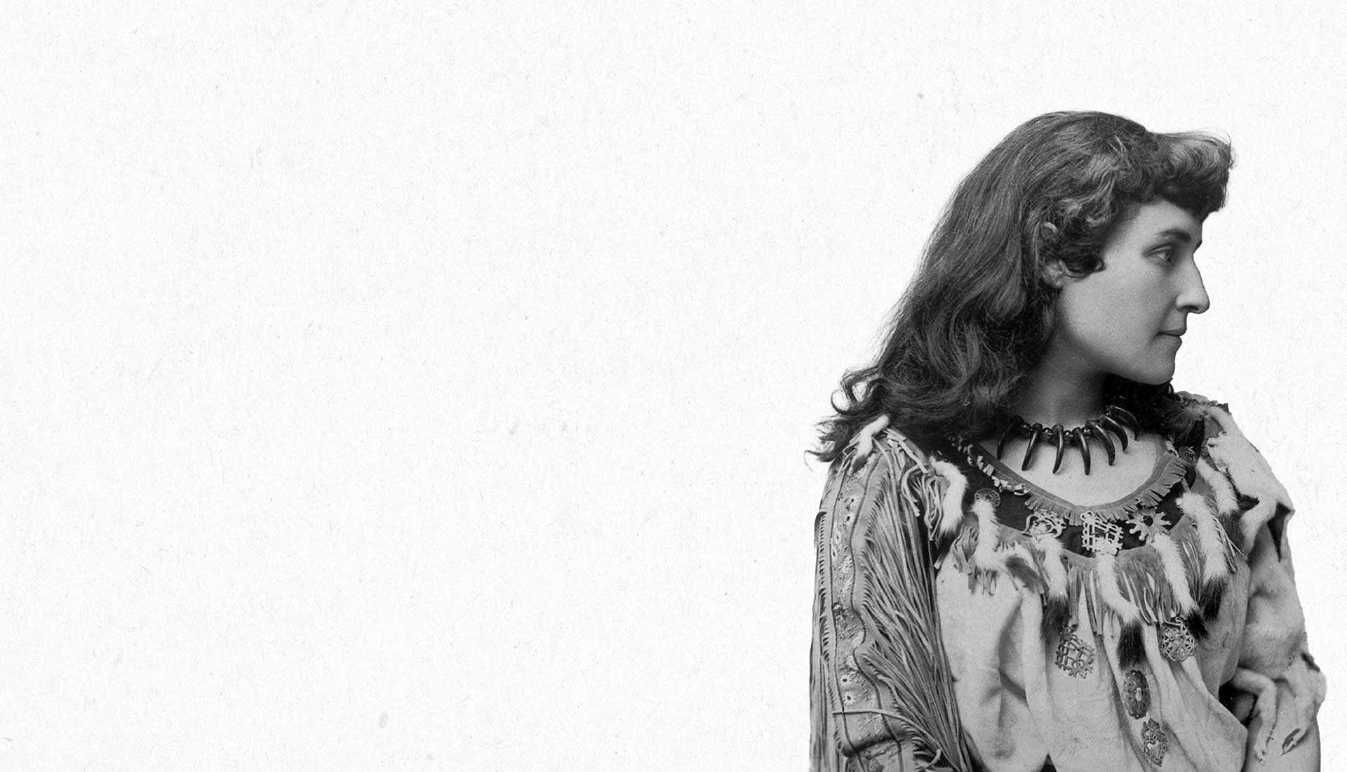 E Pauline Johnson banner 02 Photo LAC