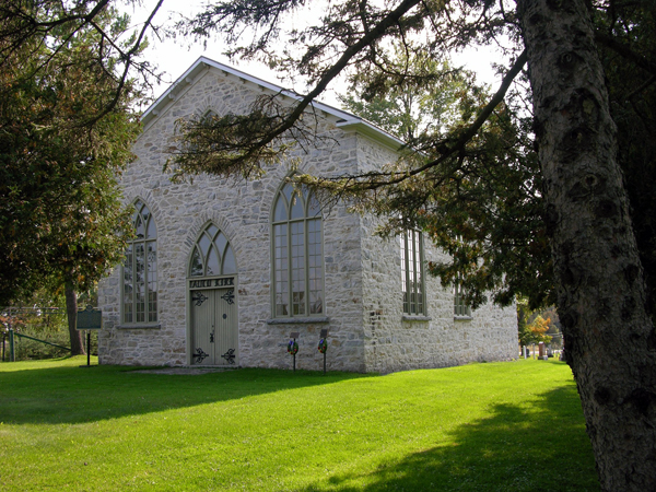 Auld Kirk Exterior 2006