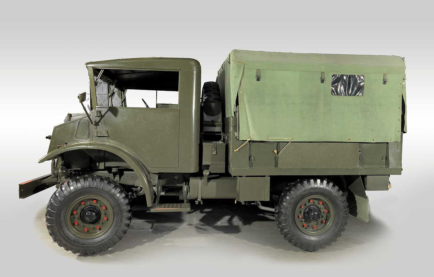 WW2 CMP truck 1500px
