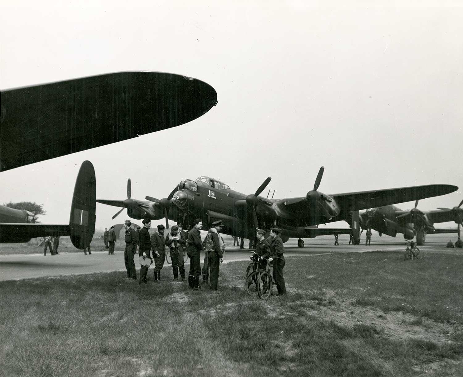 WW2 Lancaster bombers 1500px