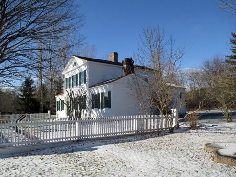 Maison Barnum extérieure, hiver 2013