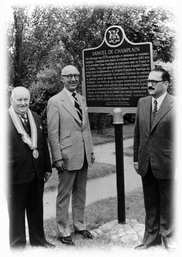 Champlain Brouage Plaque 01