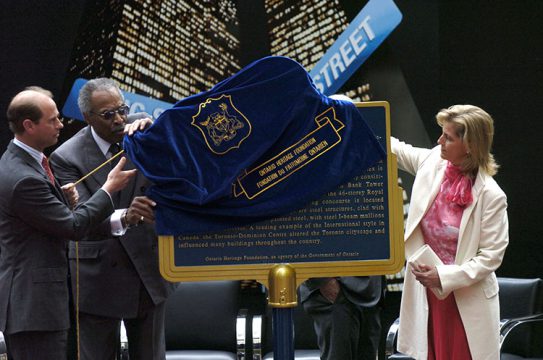 Td Centre Plaque Unveiling 2005