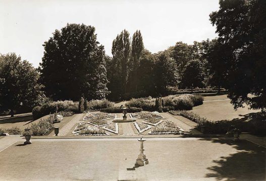 The Garden Italianate and English gardens web