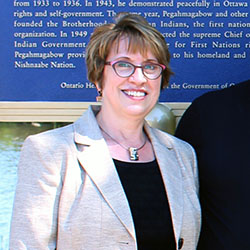 Beth Hanna