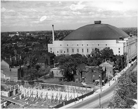 Maple Leaf Gardens, c. 1934 (Photo courtesy of the City of Toronto Archives)