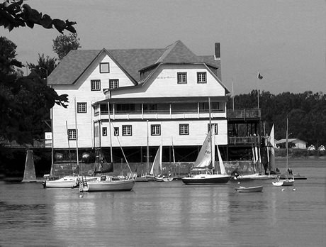 Ottawa New Edinburgh Club Boathouse - Ontario Heritage Trust