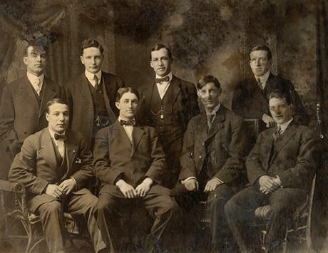 Les Millionaires de Renfrew, 1909-1910 (Avec l’aimable autorisation du Temple de la renommée du hockey)