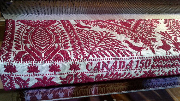 Canada 150 coverlet