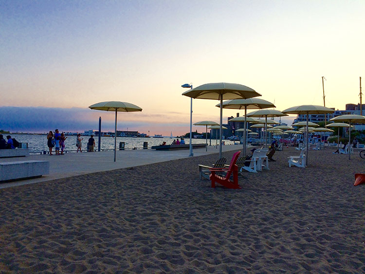 Harbourfront (umbrellas)