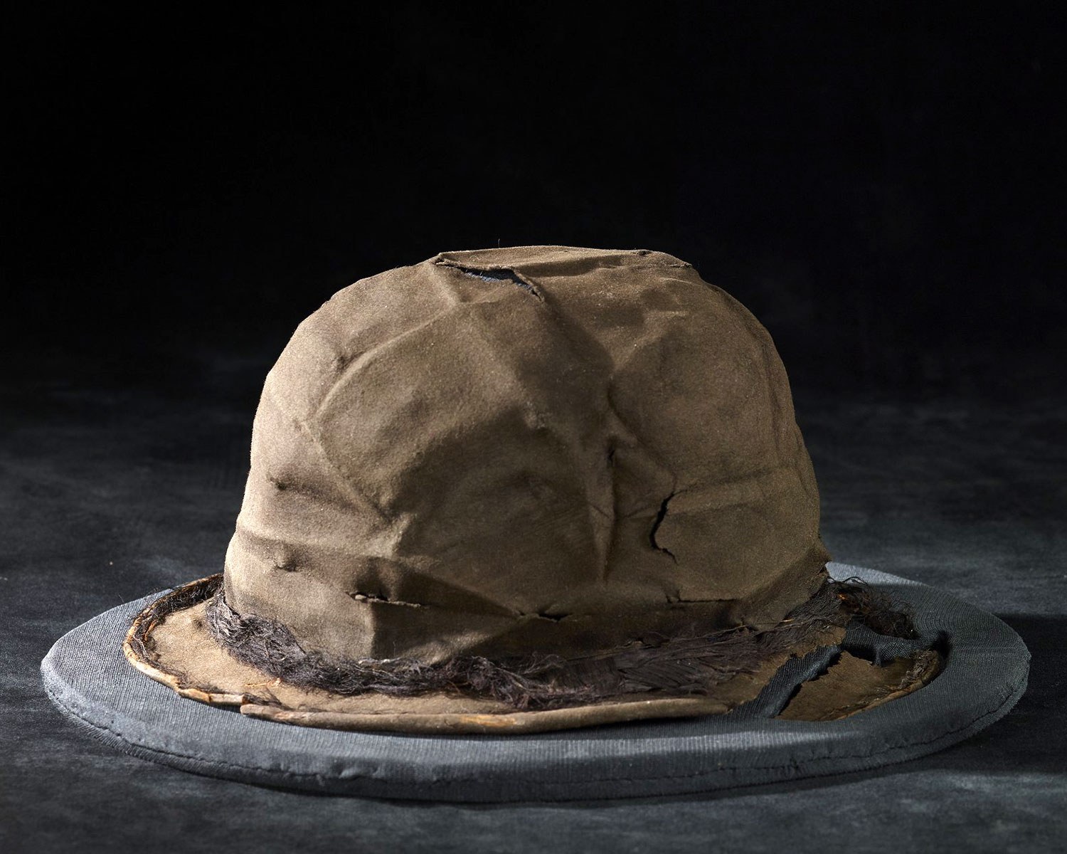 Chapeau melon trouvé sur le site du premier parlement, Toronto