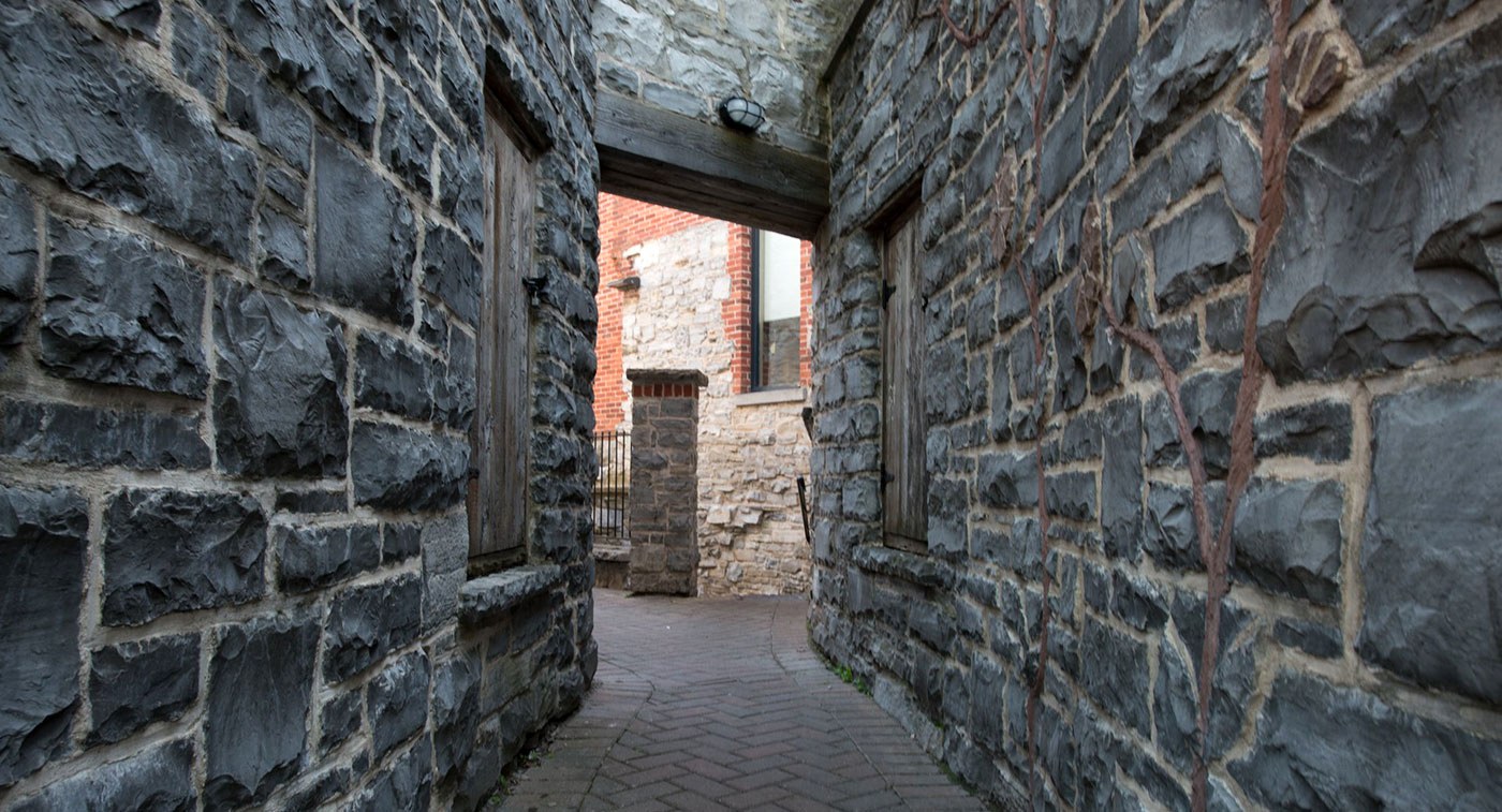 Murs de pierre à Kingston (Photo : Destination Ontario)