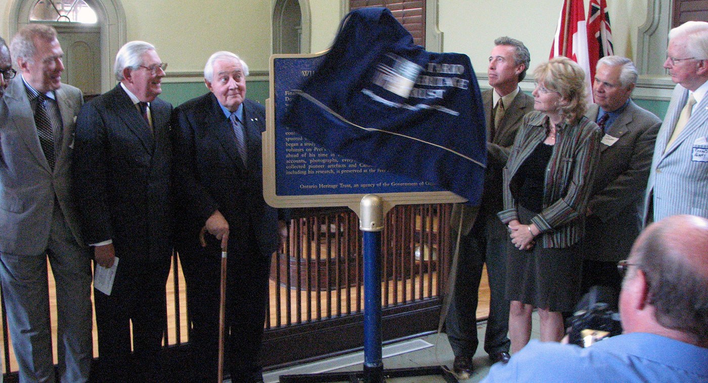 Dévoilement de la plaque provinciale commémorant William Perkins Bull (le 6 septembre 2007)