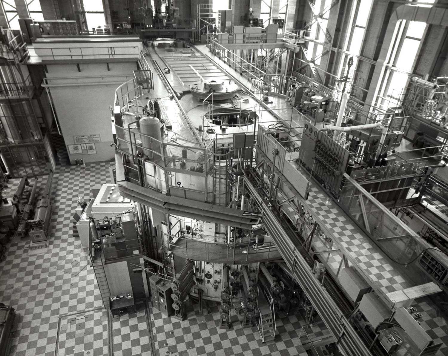 Ontario's military heritage — 4. Second World War (Industry and research)