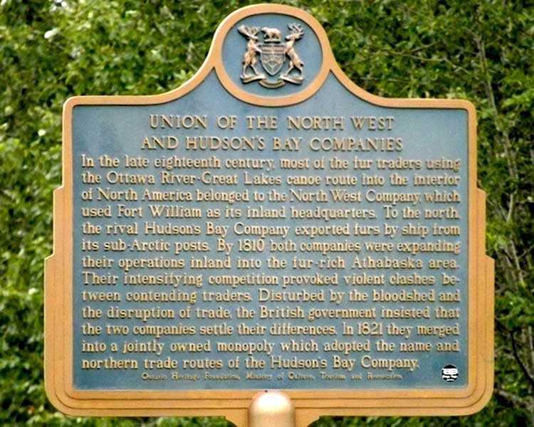 Provincial plaque commemorating the Union of the North West and Hudson's Bay Companies, Thunder Bay (Photo: Alan Brown, www.ontarioplaques.com)