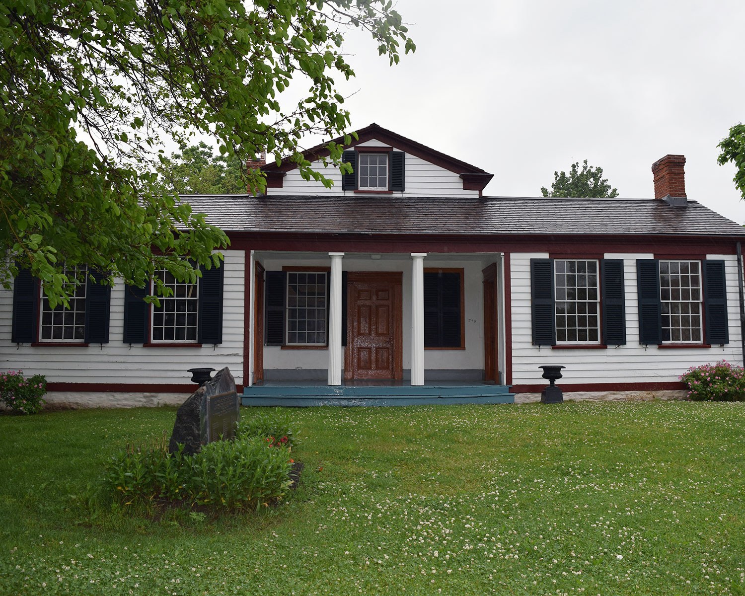 Redmond Heights, Niagara Falls