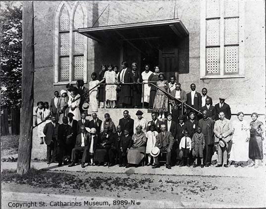 British Methodist Episcopal Church and congregation, 1920s