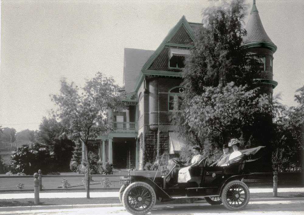 Sadlier House (Photo: Peterborough Museum and Archives)